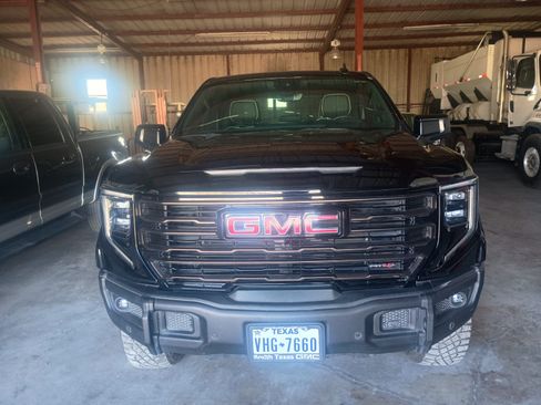 Used 2024 GMC Sierra 1500 AT4X AWD/4WD image 6