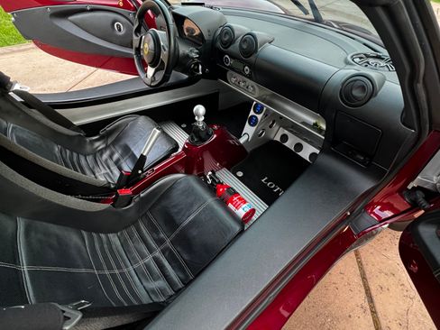 Used 2005 Lotus Elise image 29