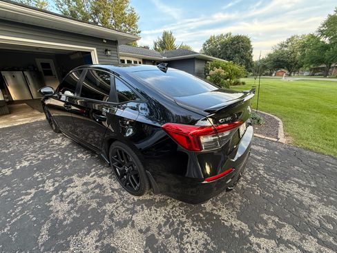 Used 2023 Honda Civic Si image 2