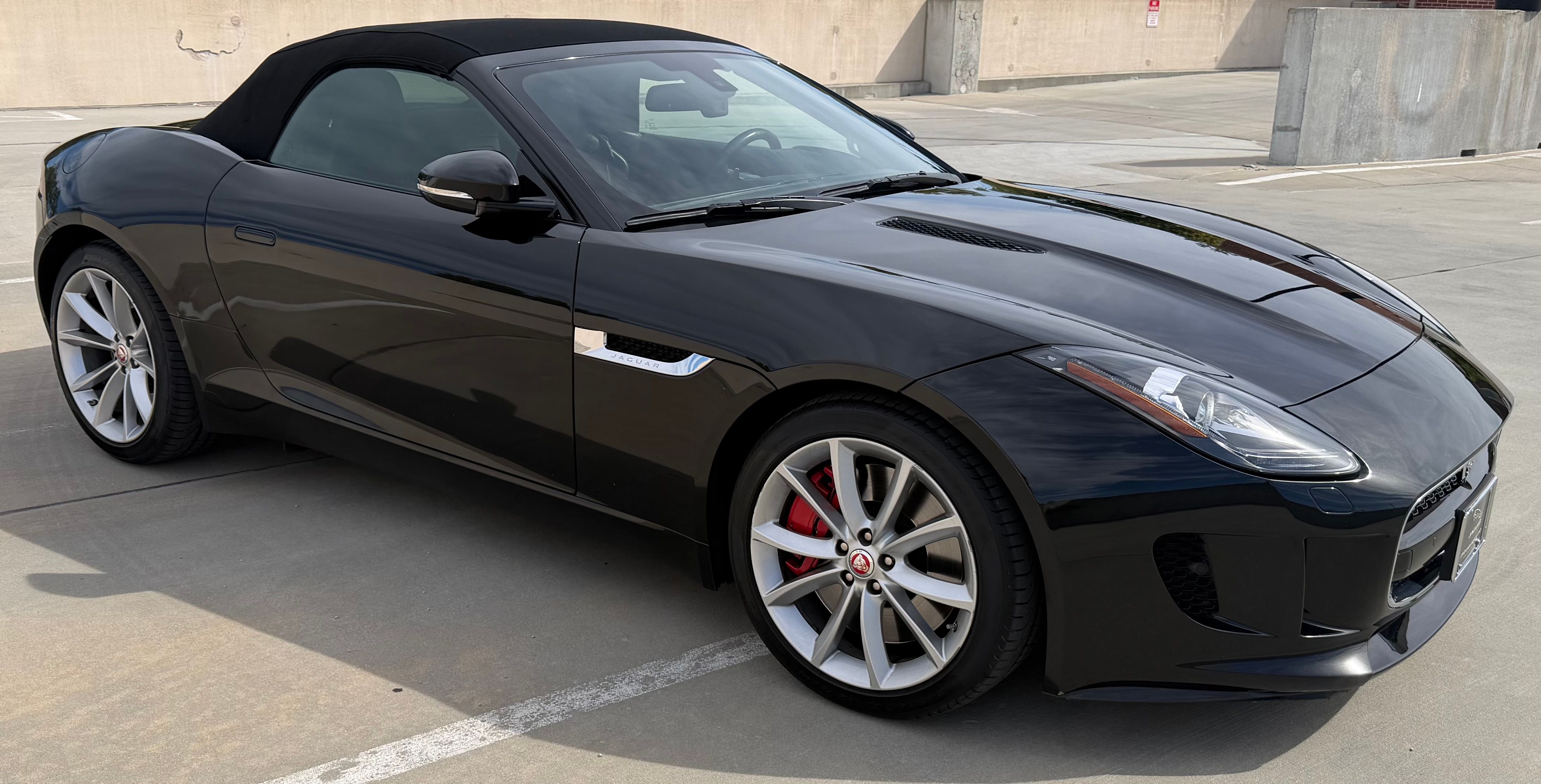 Used 2015 Jaguar F-TYPE S RWD image 12