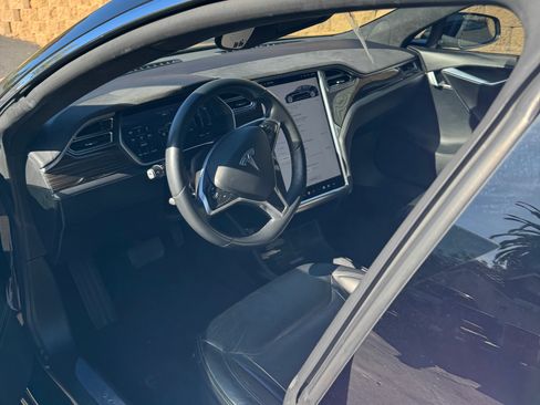 Used 2016 Tesla Model S 85D image 10