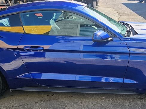 Used 2015 Ford Mustang Coupe image 10