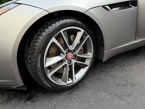 Used 2020 Jaguar F-TYPE Convertible RWD image 12