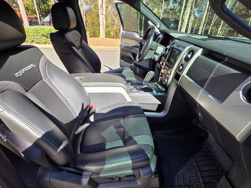 Used 2013 Ford F150 Raptor w/ Luxury Equipment Group image 15