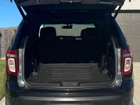 Used 2013 Ford Explorer Limited image 20