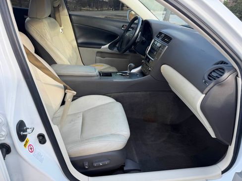 Used 2009 Lexus IS 250 image 13