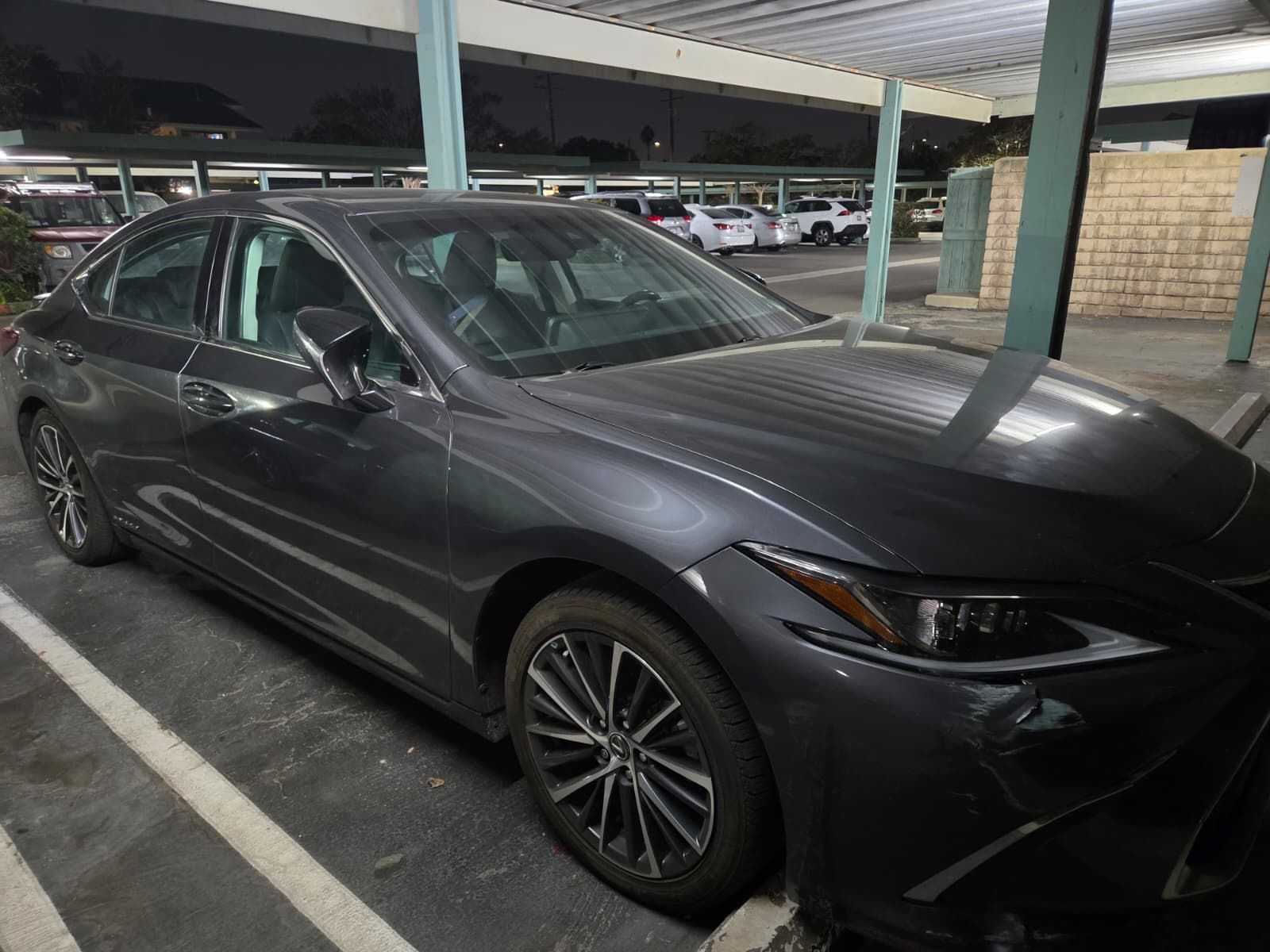 Used 2022 Lexus ES 300h w/ Premium Package FWD image 5