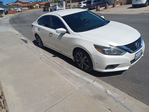 Used 2018 Nissan Altima 2.5 SR w/ SR Special Edition image 5
