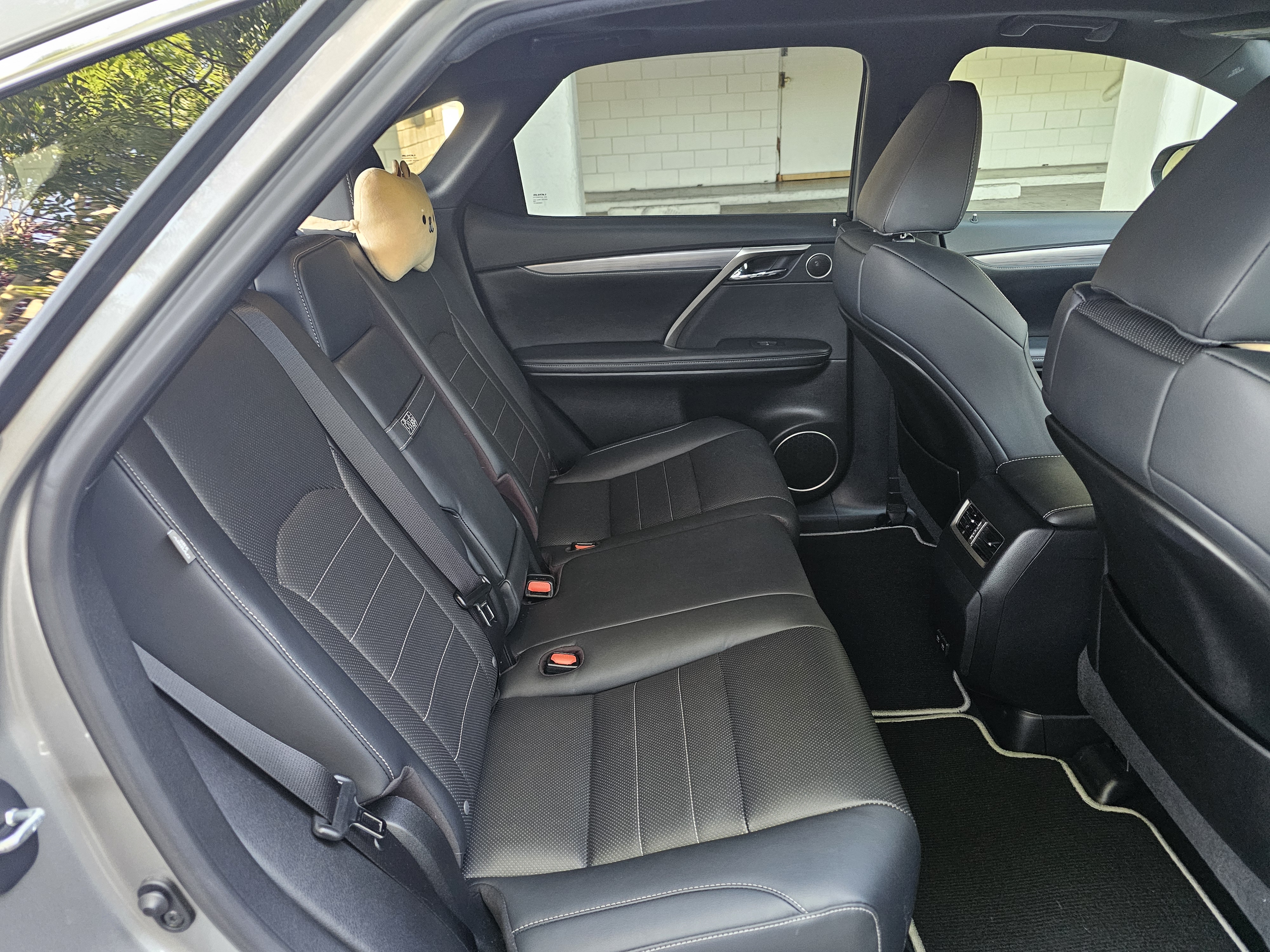 Used 2021 Lexus RX 450h F Sport w/ Cold Weather Package (CT) AWD/4WD image 9