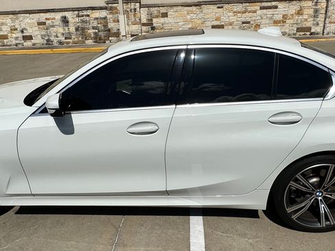 Used 2021 BMW 330i Sedan w/ Convenience Package RWD image 5