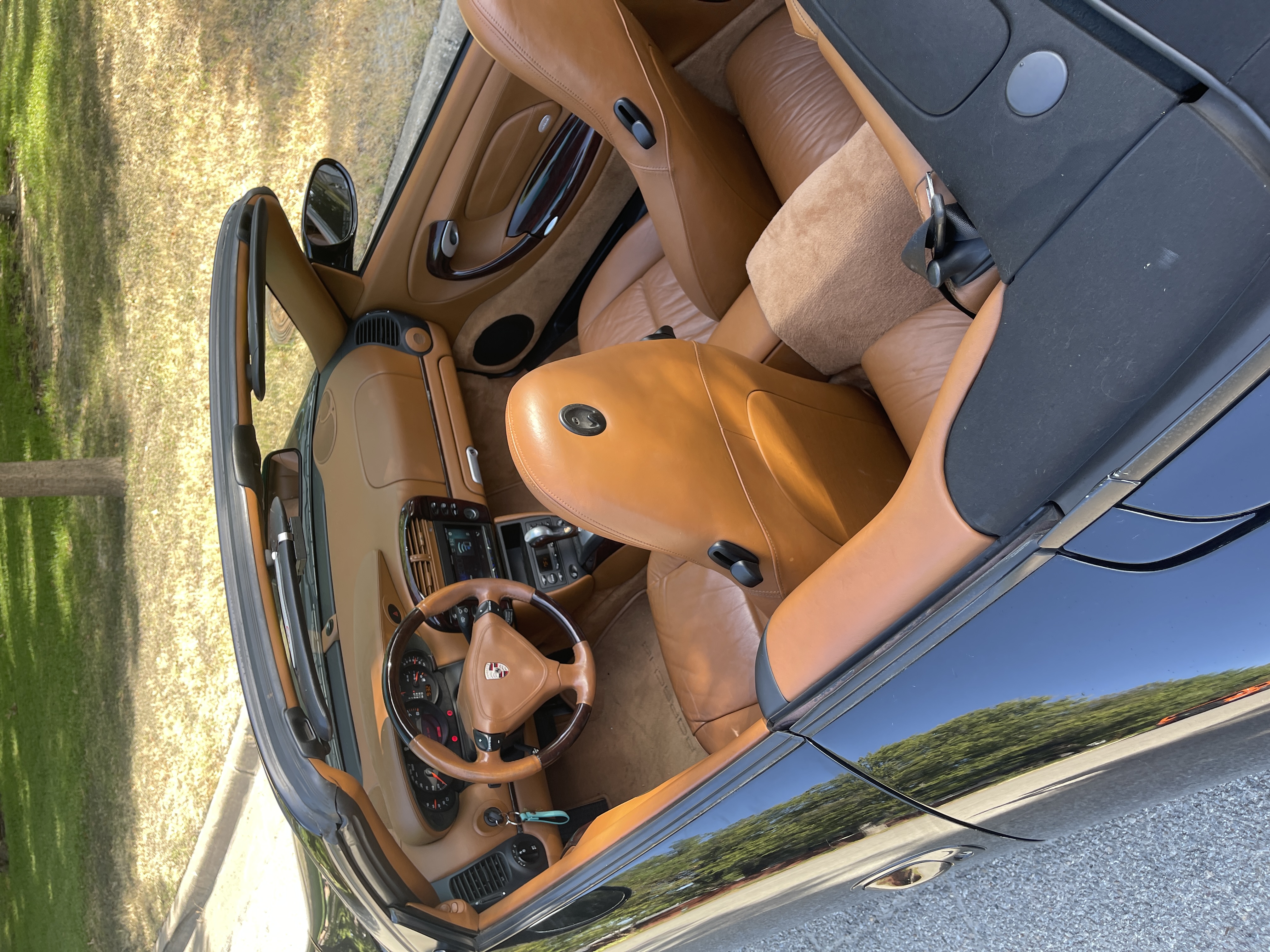 Used 2003 Porsche 911 Cabriolet image 11