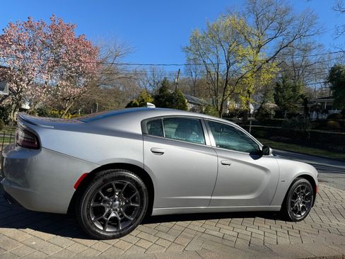 Used 2018 Dodge Charger GT AWD/4WD image 4