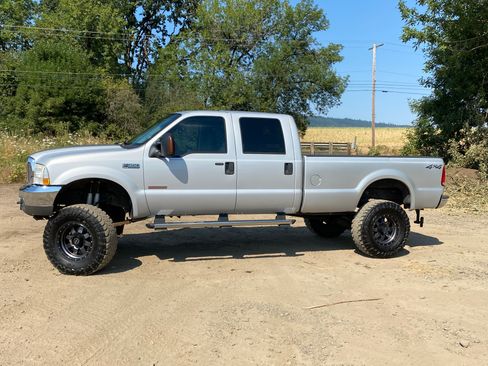 Used 2004 Ford F350 Lariat image 8
