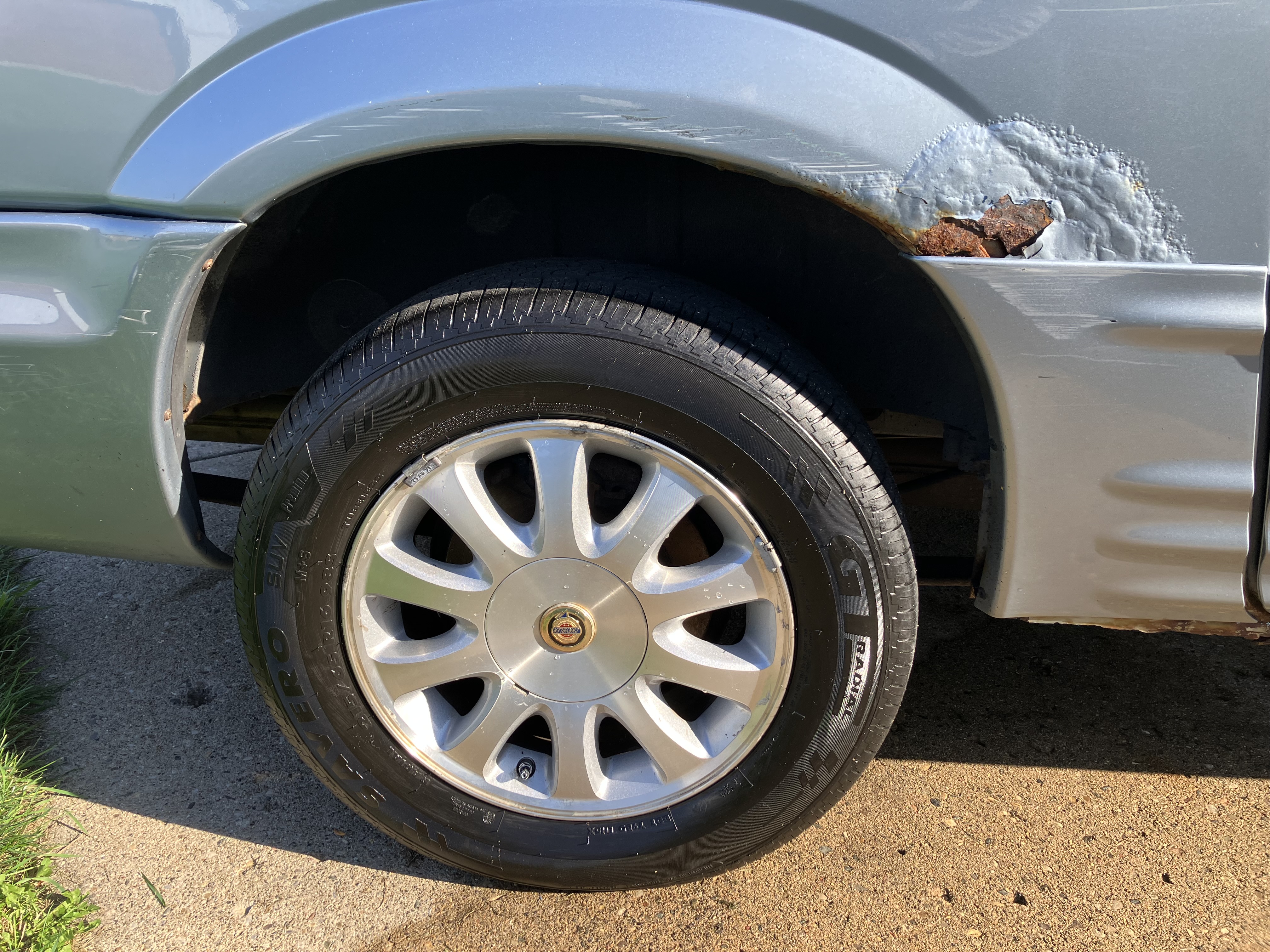 Used 2002 Chrysler Town & Country LXi FWD image 11