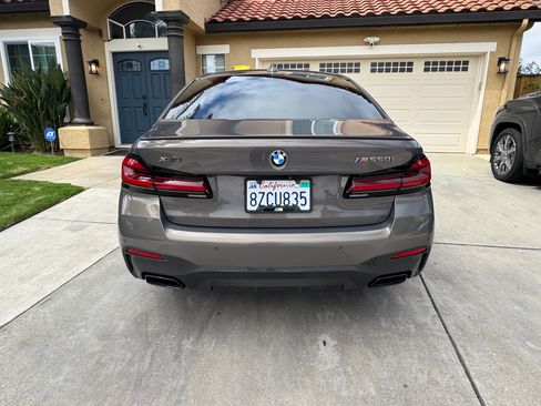Used 2022 BMW M550i xDrive w/ Executive Package AWD/4WD image 6