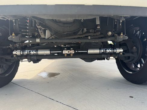 Used 2021 Ford F250 Platinum w/ FX4 Off-Road Package AWD/4WD image 8