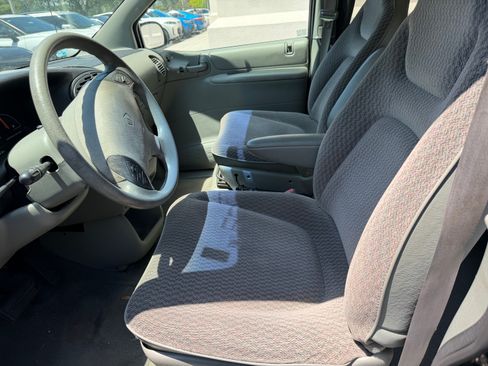 Used 1999 Dodge Grand Caravan FWD image 6