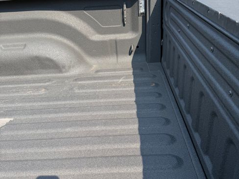 Used 2024 RAM 2500 Big Horn w/ Safety Group AWD/4WD image 21