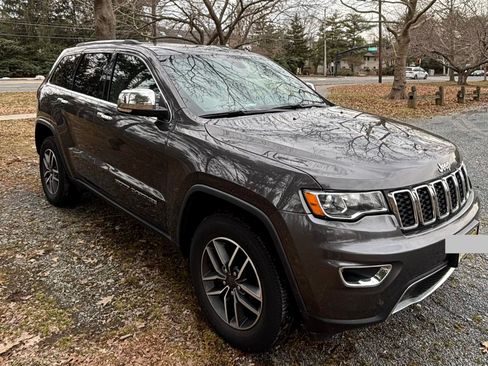 Used 2020 Jeep Grand Cherokee Limited image 6