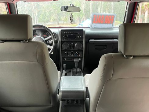 Used 2008 Jeep Wrangler Unlimited X image 6