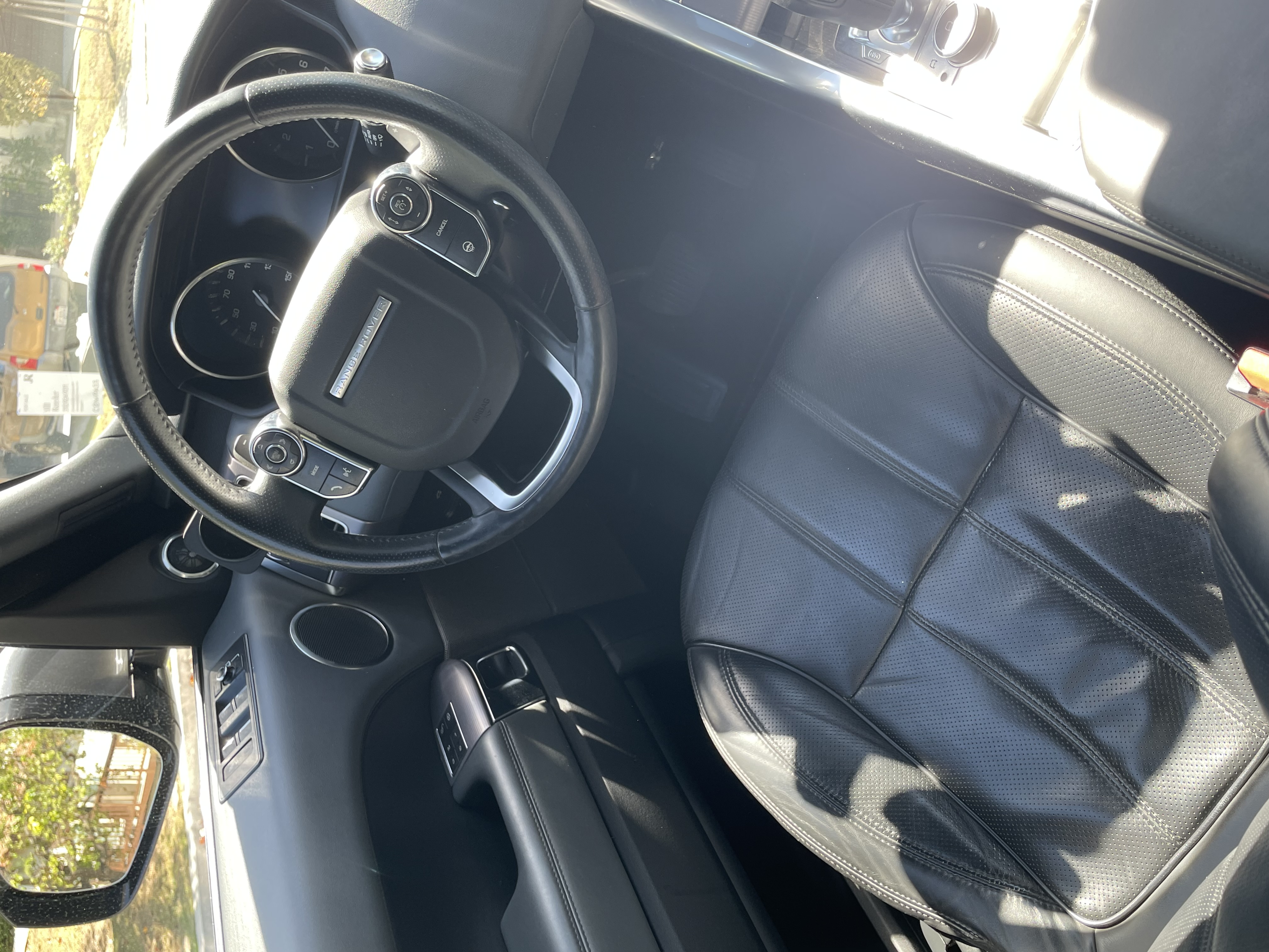 Used 2014 Land Rover Range Rover Sport Supercharged AWD/4WD image 12