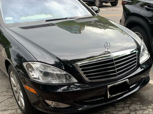 Used 2007 Mercedes-Benz S 550 4MATIC image 1