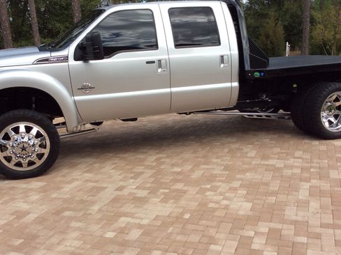 Used 2016 Ford F350 Lariat w/ Lariat Ultimate Package image 5