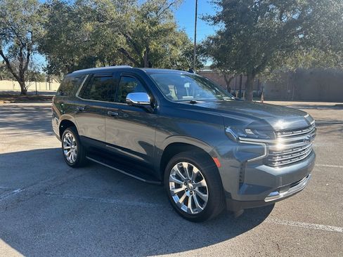 Used 2021 Chevrolet Tahoe Premier w/ Premium Package image 11