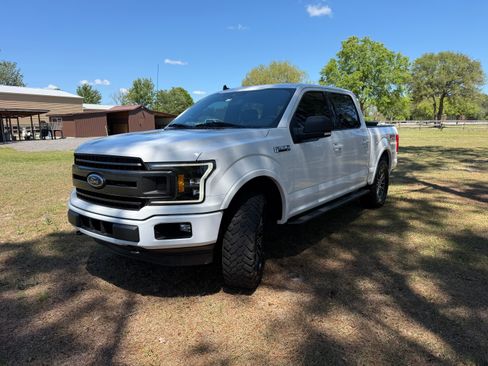 Used 2020 Ford F150 XLT w/ Equipment Group 302A Luxury image 9