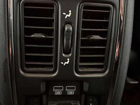 Used 2015 Jeep Grand Cherokee High Altitude image 22