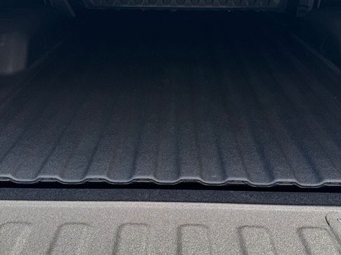Used 2026 Chevrolet Silverado 2500 LTZ w/ LTZ Premium Package AWD/4WD image 5