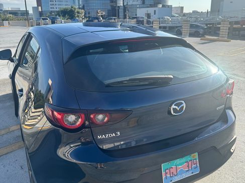 Used 2024 MAZDA MAZDA3 s FWD image 6