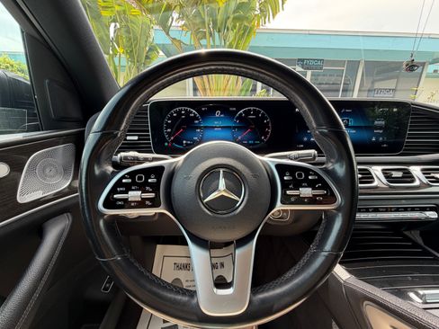 Used 2021 Mercedes-Benz GLE 580 4MATIC image 9