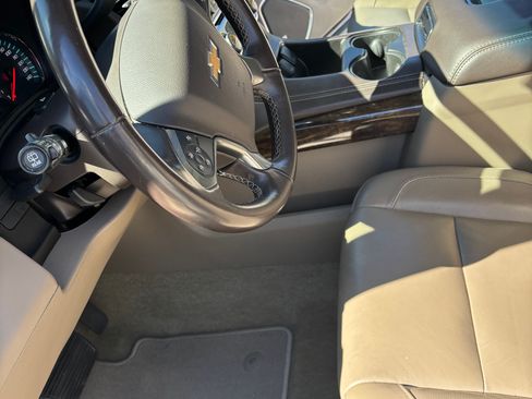 Used 2019 Chevrolet Tahoe LT image 8