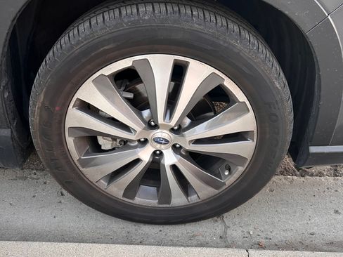 Used 2022 Subaru Ascent Touring w/ Popular Package #2A image 6