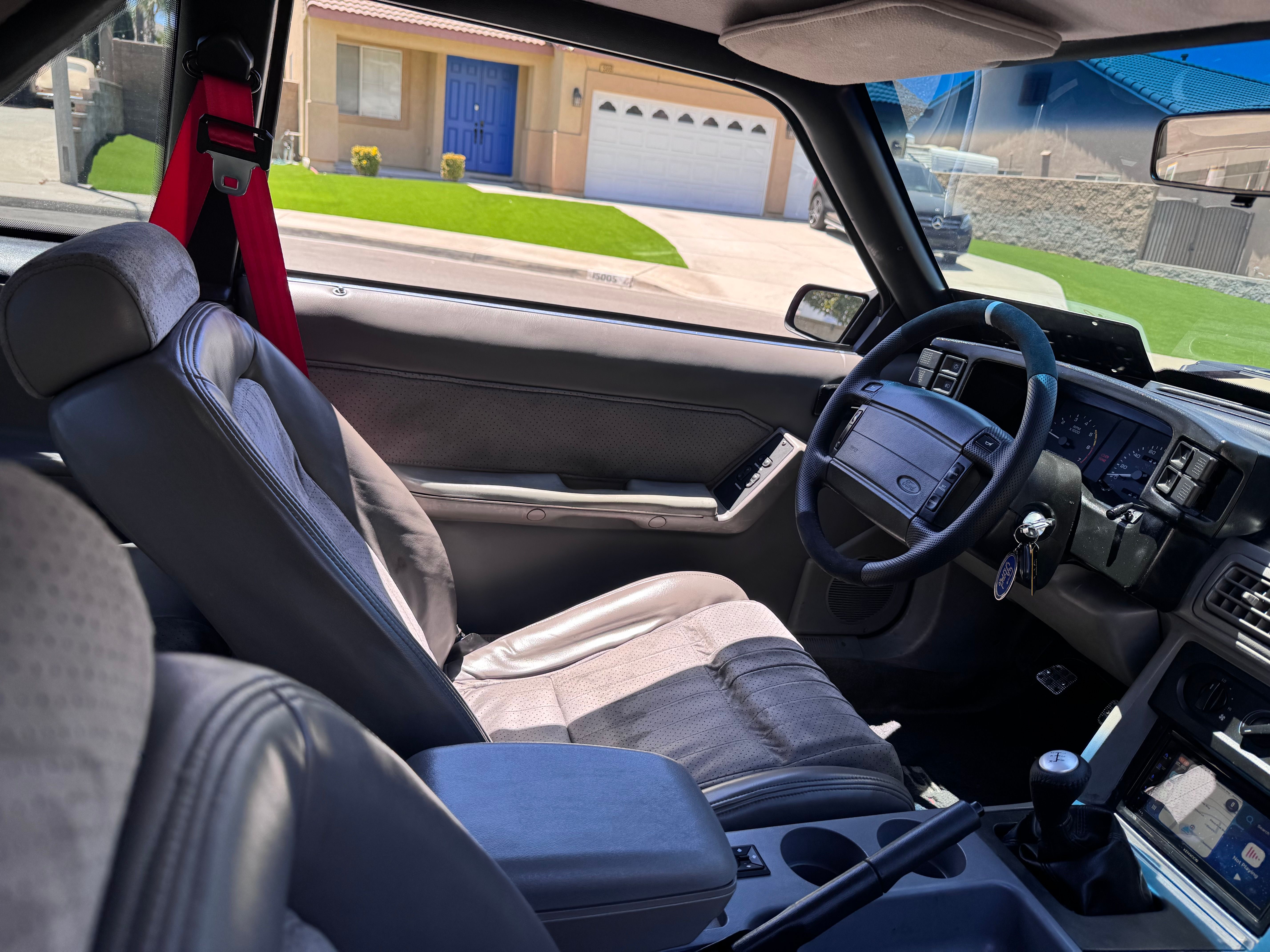 Used 1992 Ford Mustang GT RWD image 12