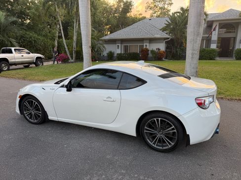 Used 2015 Scion FR-S image 6