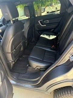 Used 2019 Land Rover Discovery Sport SE AWD/4WD image 9