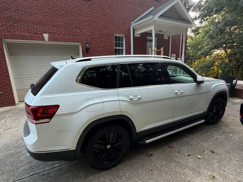 Used 2019 Volkswagen Atlas SEL Premium AWD/4WD image 4