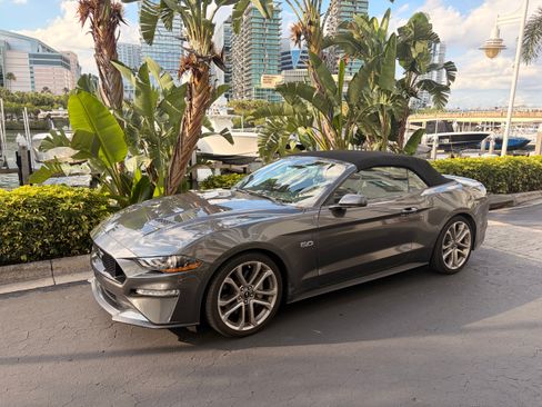 Used 2019 Ford Mustang GT Premium w/ Equipment Group 401A RWD image 2