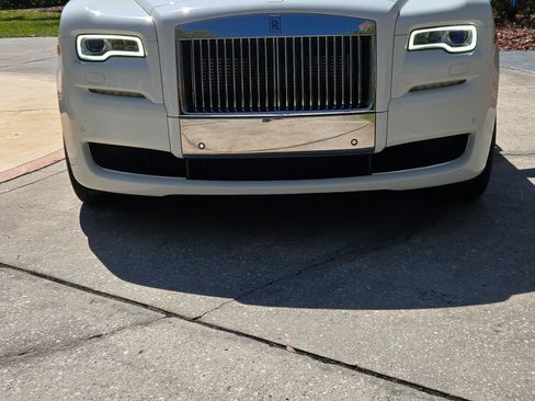 Used 2015 Rolls-Royce Ghost Series II Sedan 4D image 2
