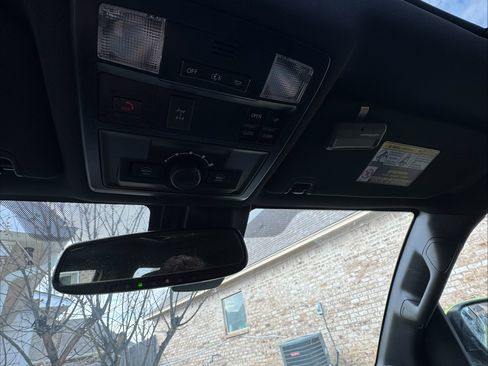 Used 2023 Toyota Tacoma TRD Off-Road w/ TRD Premium Off Road Package image 5