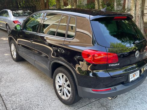 Used 2014 Volkswagen Tiguan SE FWD image 9