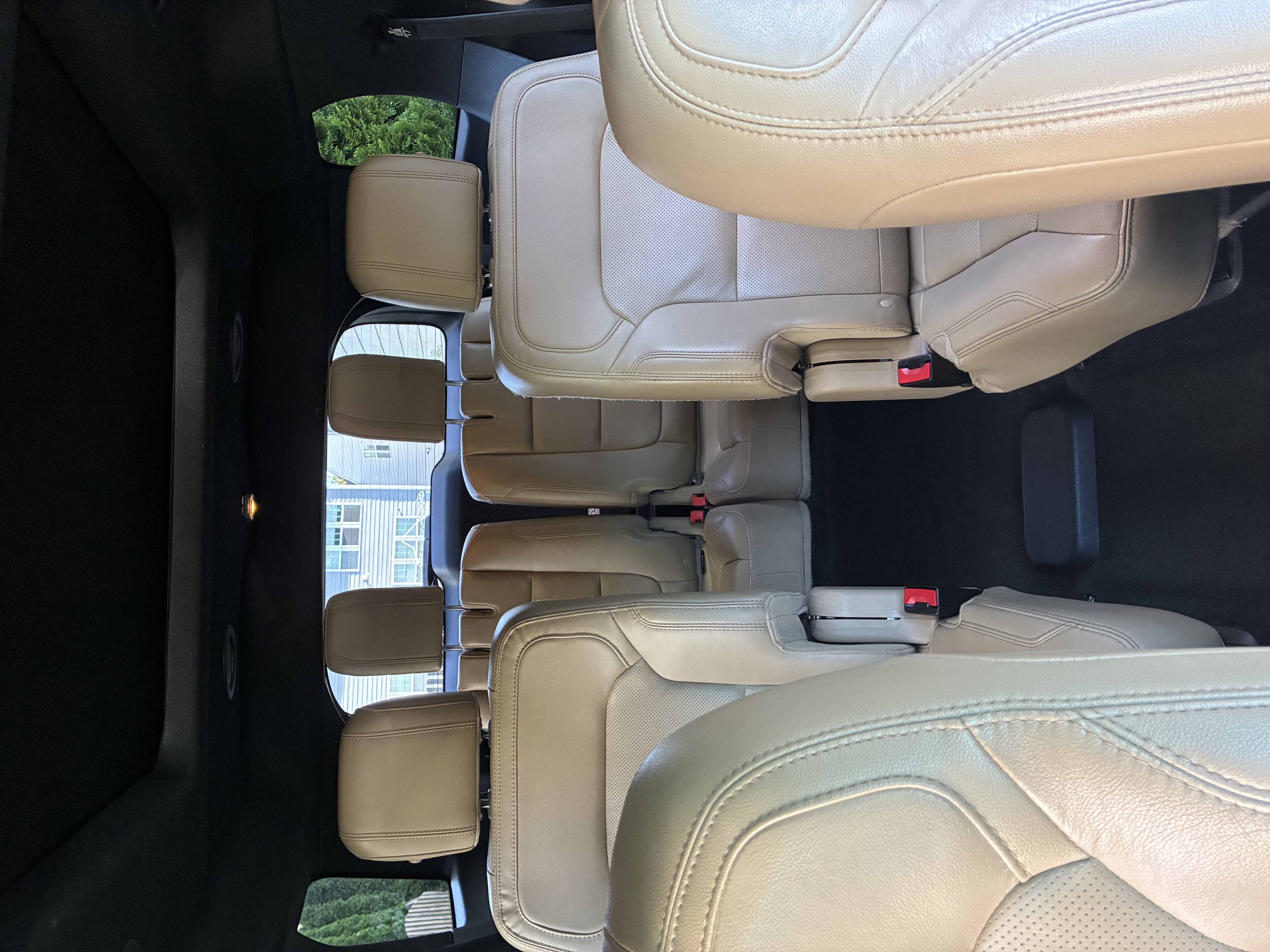 Used 2017 Ford Explorer Limited w/ Equipment Group 301A AWD/4WD image 20