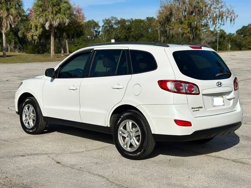 Used 2012 Hyundai Santa Fe GLS image 4