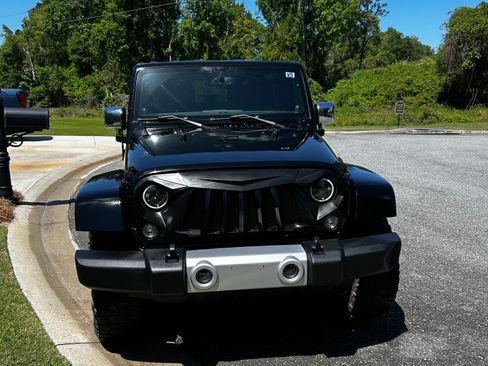 Used 2014 Jeep Wrangler Sahara w/ Connectivity Group image 5
