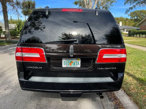 Used 2013 Lincoln Navigator 2WD w/ HD Trailer Tow Pkg image 2
