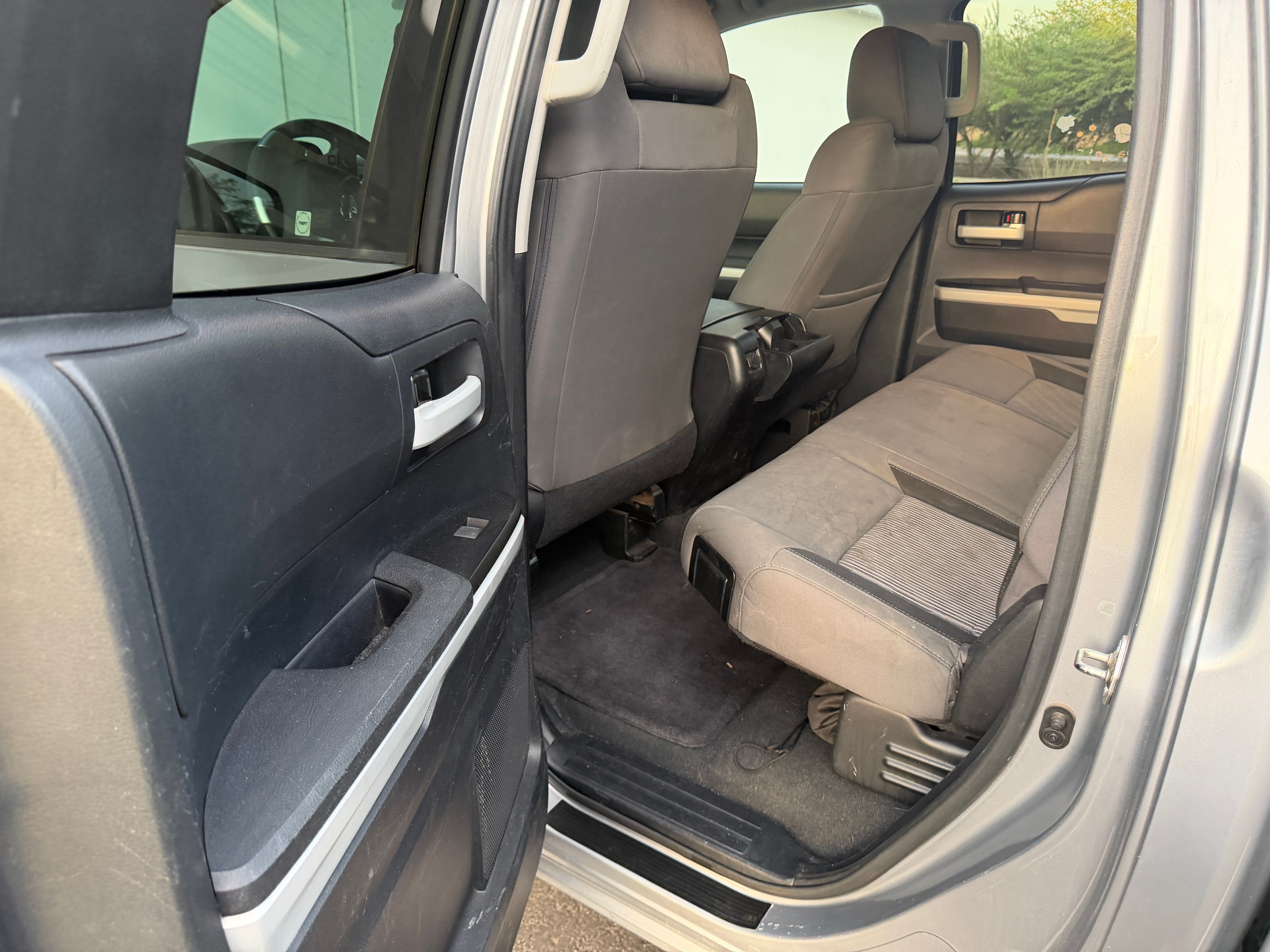 Used 2014 Toyota Tundra SR5 w/ SR5 Upgrade Package RWD image 9