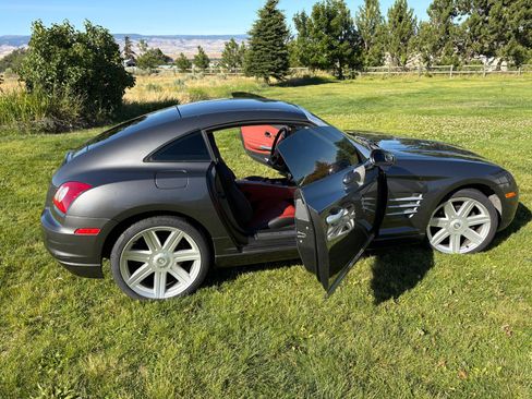 Used 2004 Chrysler Crossfire Coupe RWD image 16