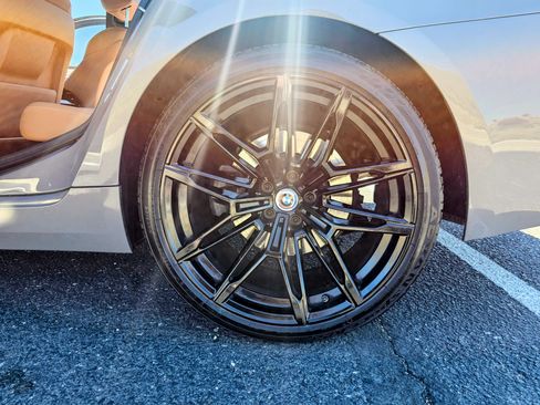 Used 2022 BMW 530i w/ Convenience Package image 18